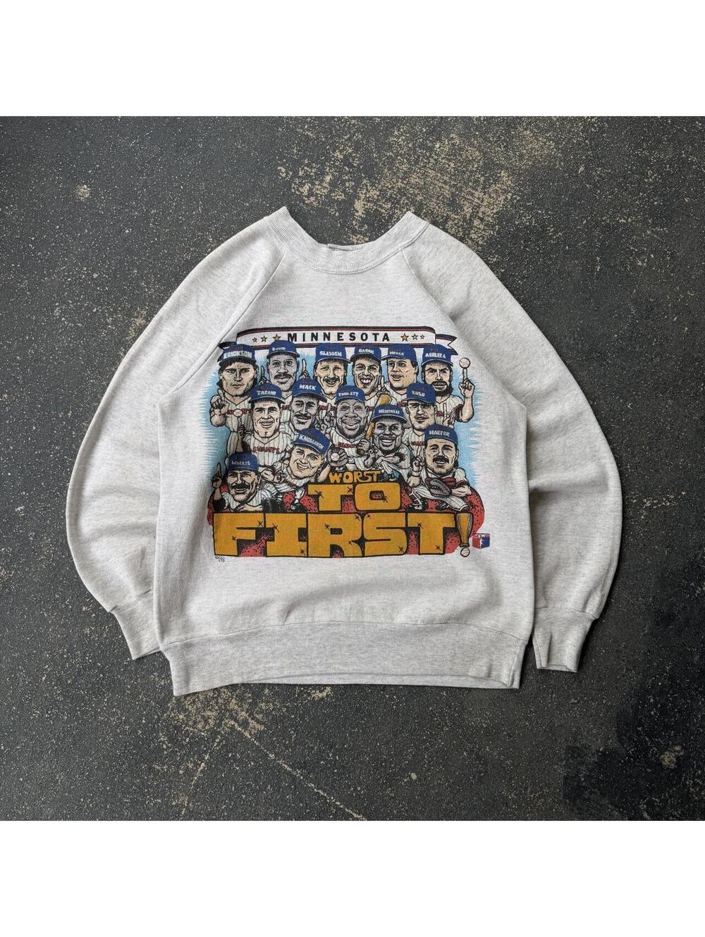 Vintage 90s Minnesota Twins baseball Grey Sweatshirt
